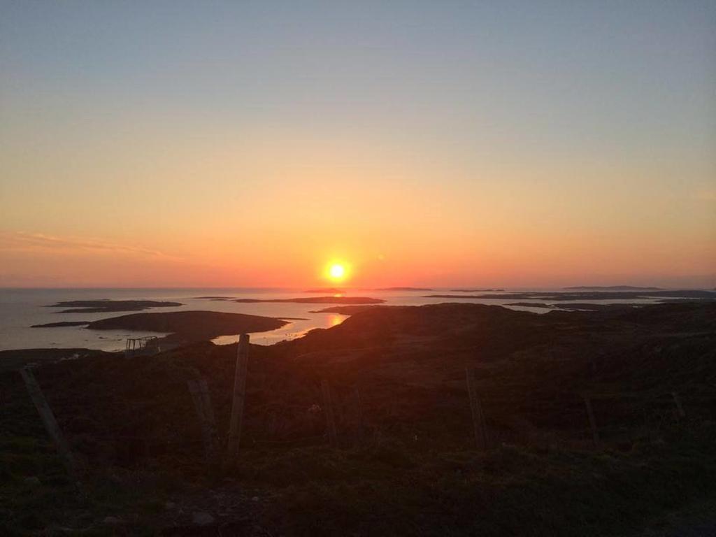 Atlantic Coast Hotel Clifden Esterno foto